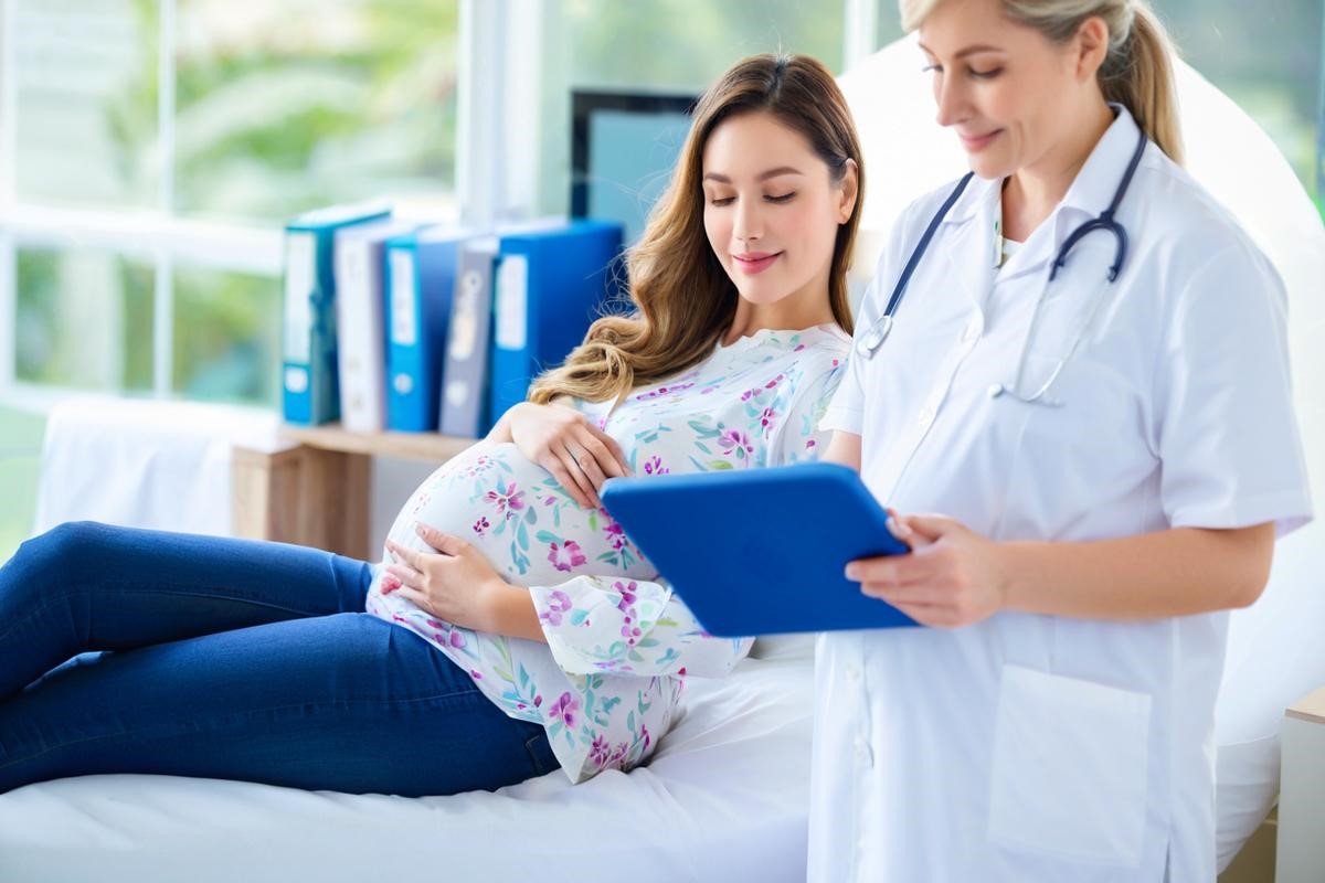 Serum Foliate မှ Homocysteine ​​အထိ- 2019 American Journal of Obstetrics & Gynecology တွင် လေ့လာမှုတစ်ခုသည် ထပ်တလဲလဲကိုယ်ဝန်ဆုံးရှုံးခြင်းအတွက် ဇီဝဖြစ်စဉ်အန္တရာယ်အချက်များကို ဖော်ထုတ်ထားသည်။